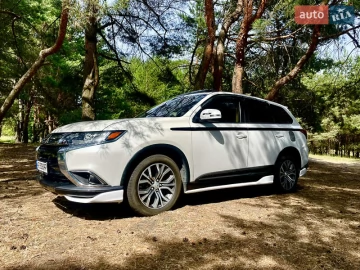 Авто Mitsubishi Outlander 2016 № 7700466