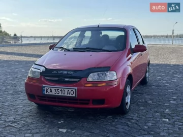 Авто Chevrolet Aveo 2005 № 7700575