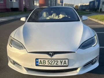 Авто Tesla Model S 2018 № 7700598