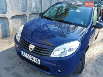 Авто Dacia Sandero 2009 № 7700651