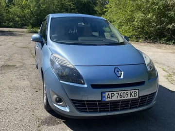 Авто Renault Grand Scenic 2010 № 7700755