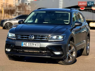 Авто Volkswagen Tiguan 2021 № 7700798