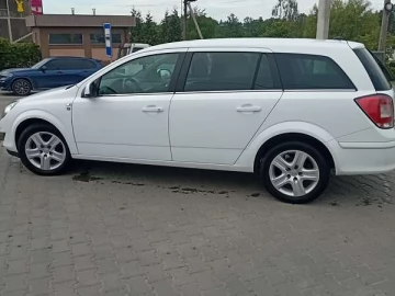 Авто Opel Astra 2010 № 7700845