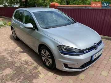 Авто Volkswagen E-Golf 2015 № 7700864