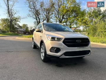 Авто Ford Escape 2017 № 7700896