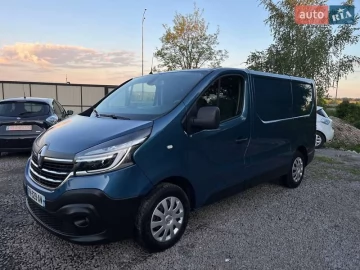 Авто Renault Trafic 2020 № 7700909