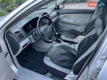 Авто KIA Cerato 2006 № 7700967