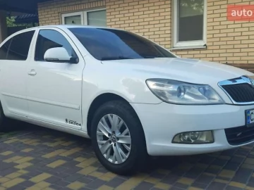 Авто Skoda Octavia 2012 № 7701007