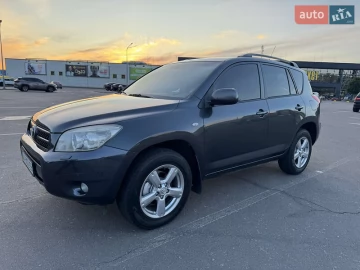 Авто Toyota Rav4 2006 № 7701021