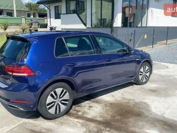 Авто Volkswagen E-Golf 2018 № 7701057