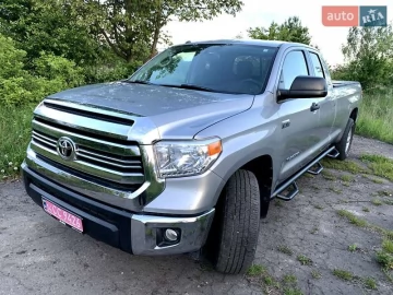 Авто Toyota Tundra 2017 № 7701111