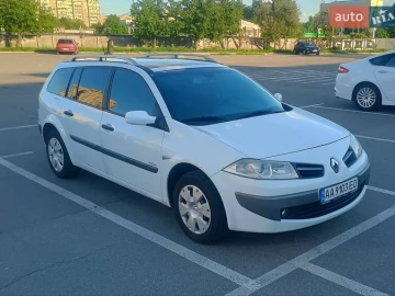 Авто Renault Megane 2008 № 7701172