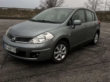 Авто Nissan Tiida 2007 № 7701181