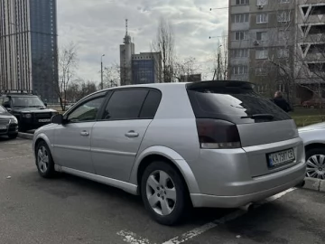Авто Opel Signum 2004 № 7701311