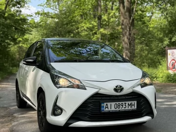 Авто Toyota Yaris 2017 № 7701406