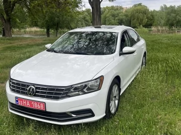 Авто Volkswagen Passat 2018 № 7701423