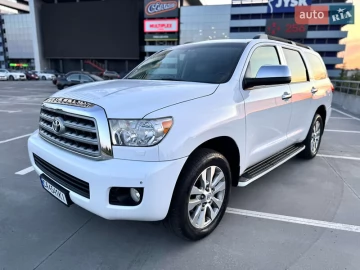 Авто Toyota Sequoia 2010 № 7701458