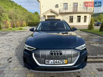 Авто Audi E-Tron 2019 № 7701462