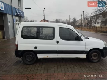 Авто Citroen Berlingo 2006 № 7701511