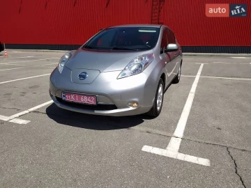 Авто Nissan Leaf 2015 № 7701592