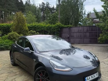 Авто Tesla Model 3 2018 № 7701660