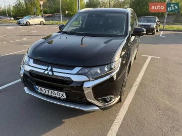 Авто Mitsubishi Outlander 2018 № 7701666