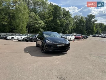 Авто Tesla Model Y 2023 № 7701716