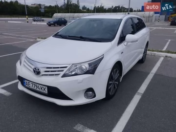 Авто Toyota Avensis 2012 № 7701863