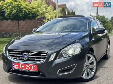 Авто Volvo V60 2012 № 7701919