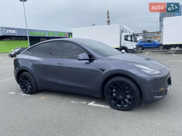 Авто Tesla Model Y 2023 № 7701951
