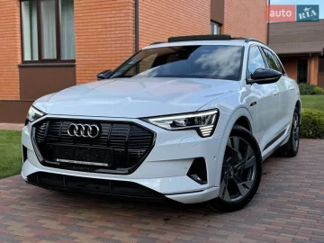 Авто Audi E-Tron 2020 № 7701975