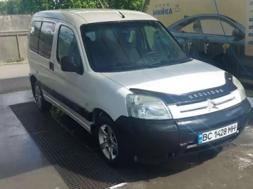 Авто Citroen Berlingo 2004 № 7702011