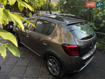 Авто Renault Sandero Stepway 2019 № 7702039