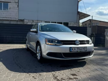 Авто Volkswagen Jetta 2013 № 7702140