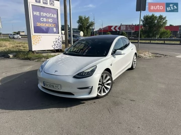 Авто Tesla Model 3 2018 № 7702198