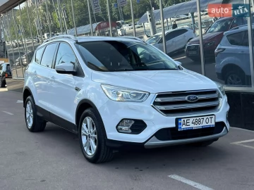 Авто Ford Kuga 2019 № 7702205