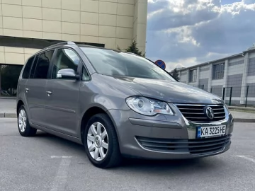Авто Volkswagen Touran 2007 № 7702227