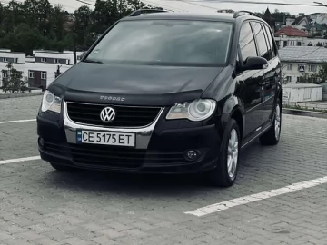 Авто Volkswagen Touran 2008 № 7702235