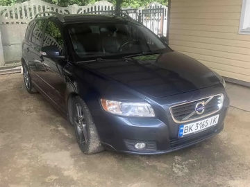 Авто Volvo V50 2011 № 7702239