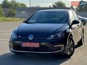Авто Volkswagen E-Golf 2015 № 7702288