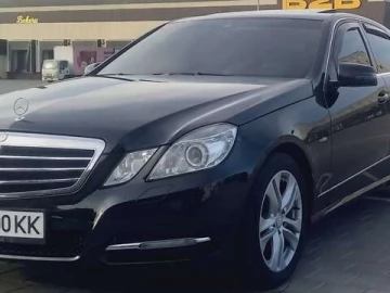 Авто Mercedes E-Class 2011 № 7702353