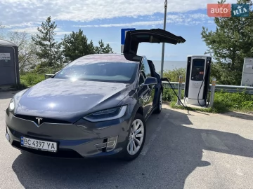 Авто Tesla Model X 2017 № 7702406