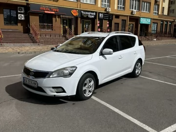 Авто KIA Ceed 2010 № 7702493