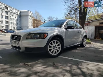 Авто Volvo C30 2007 № 7702506