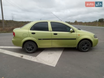 Авто Chevrolet Aveo 2005 № 7702565