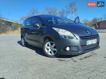 Авто Peugeot 5008 2012 № 7702631