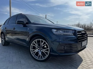 Авто Audi Q7 2018 № 7702683