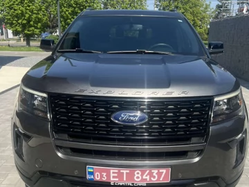 Авто Ford Explorer 2018 № 7702849