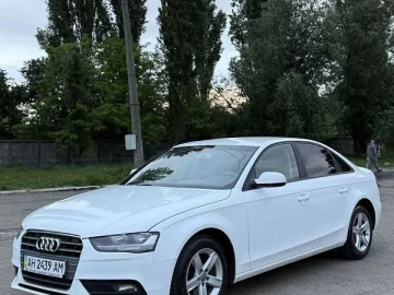 Авто Audi A4 2013 № 7702902