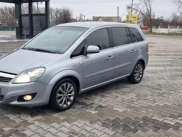 Авто Opel Zafira 2010 № 7702965